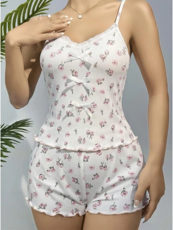 Morliva  Pamuklu Beyaz Üstüne Çiçek Desen Fitilli Askılı Şortlu Pijama Takımı