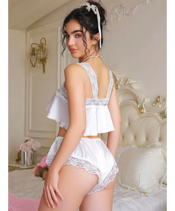 Morliva Beyaz Dantel İşlemeli Sütyenli Saten Şortlu Takım
