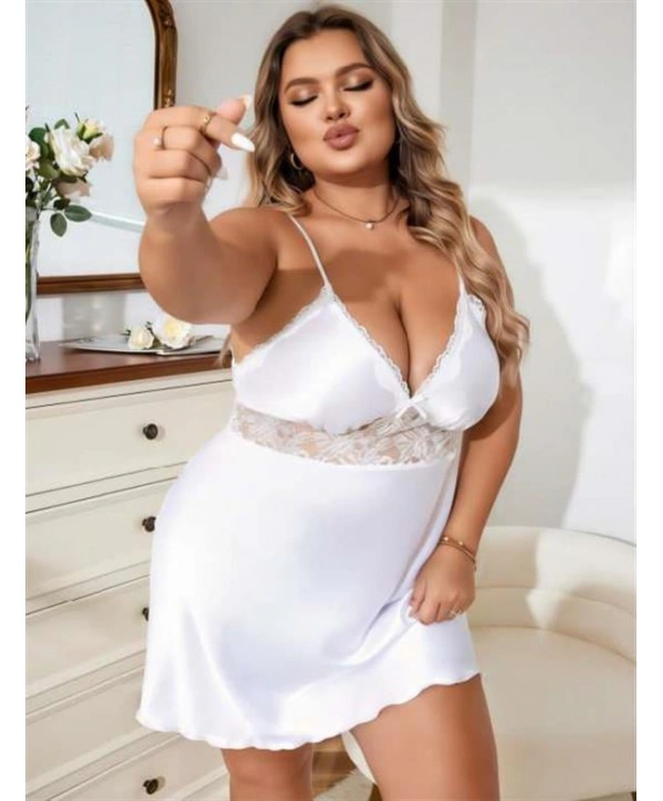 Morliva Büyük Beden Beyaz Dantel İşlemeli Saten Gecelik