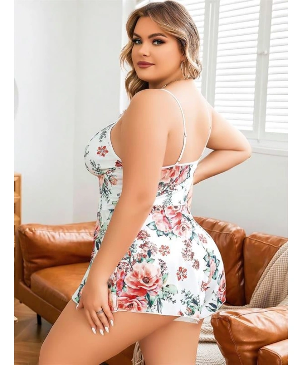 Morliva  Büyük Beden Beyaz Üstüne Çiçek Desenli Dantel İşlemeli İnce Askılı Şort Gecelik