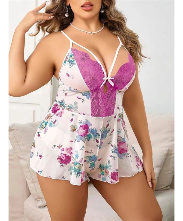 Morliva Büyük Beden Beyaz Üstüne Mor Çiçek Desenli Dantel İşlemeli İnce Askılı Şort Gecelik