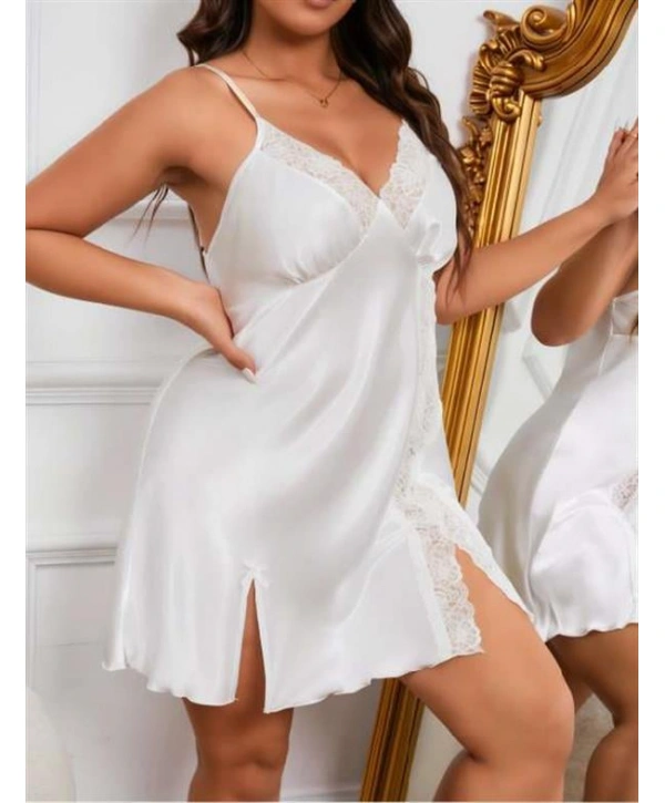 Morliva  Büyük Beden Dantel İşlemeli Beyaz Saten Gecelik