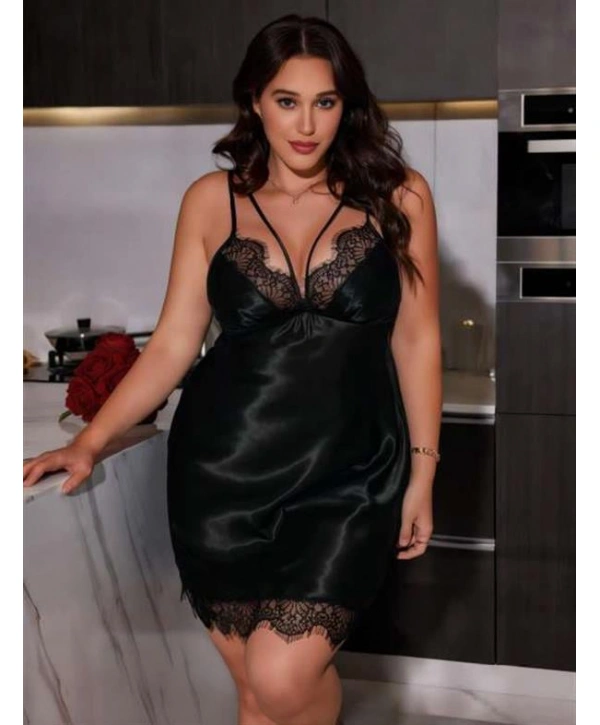 Morliva Büyük Beden Dantel İşlemeli Siyah Saten Gecelik