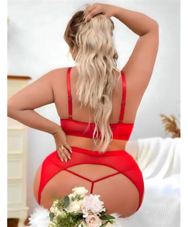 Morliva  Büyük Beden Kırmızı Dantel İşlemeli Fantezi Jartiyer Takımı