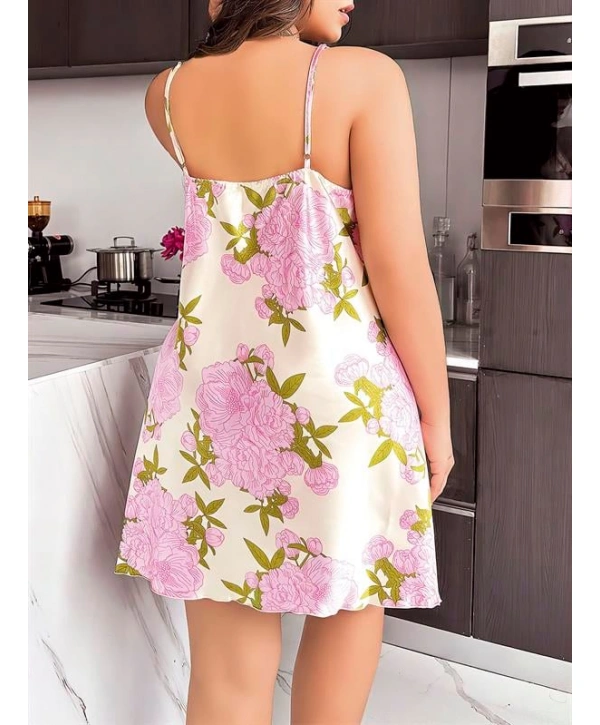 Morliva  Büyük Beden Saten Çiçek Desenli Dantel İşlemeli Yırtmaçlı İnce Askılı Gecelik