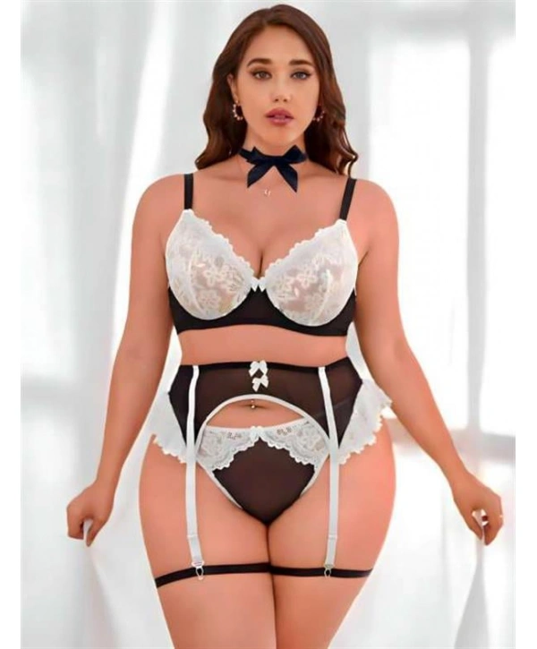 Morliva Büyük Beden Siyah Beyaz Dantel İşlemeli Fantezi Jartiyer Takımı