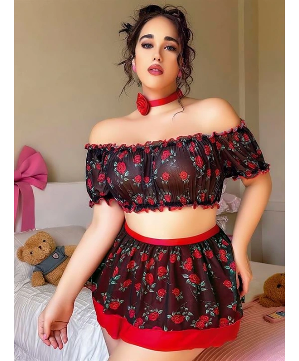 Morliva  Büyük Beden Siyah Üstüne Gül Desenli Fantezi Etekli Büstiyer Takımı