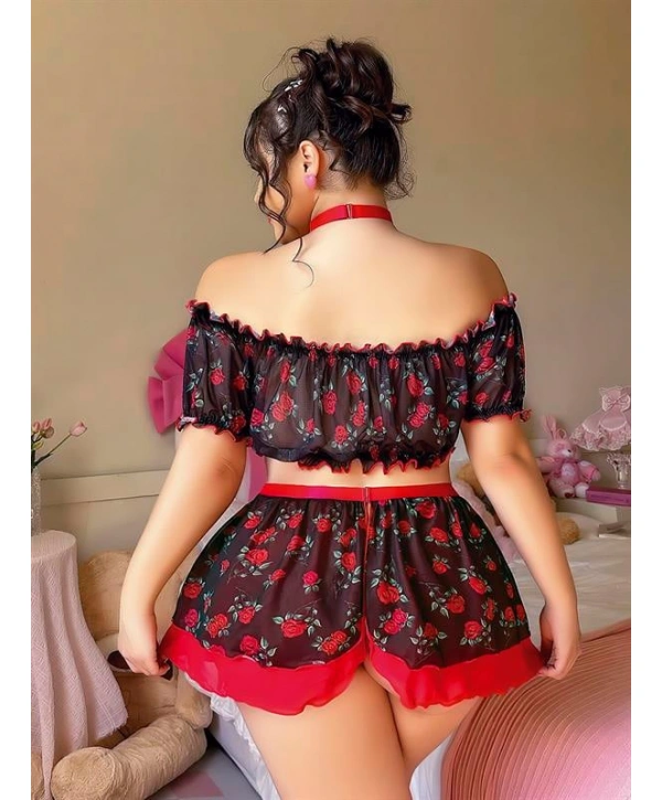 Morliva  Büyük Beden Siyah Üstüne Gül Desenli Fantezi Etekli Büstiyer Takımı