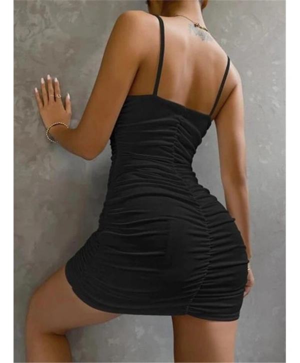 Morliva Göbek Dekolteli Büzgülü Siyah Mini Club Elbisesi