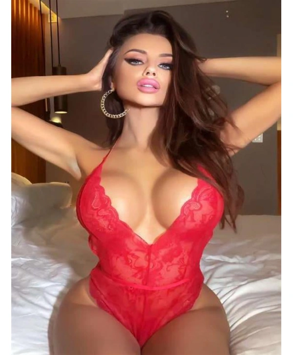Morliva Kırmızı Dekolteli Dantelli Fantezi Askılı Babydoll