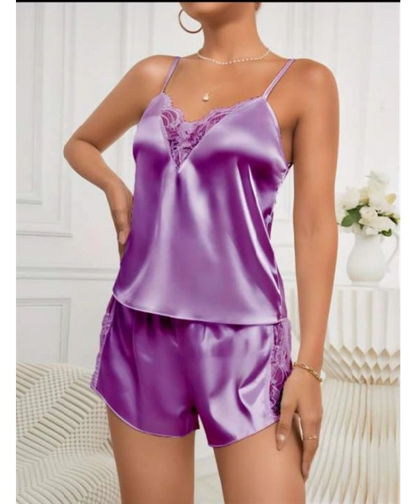 Morliva Mor Dantel İşlemeli İnce Askılı Saten Şortlu Takım