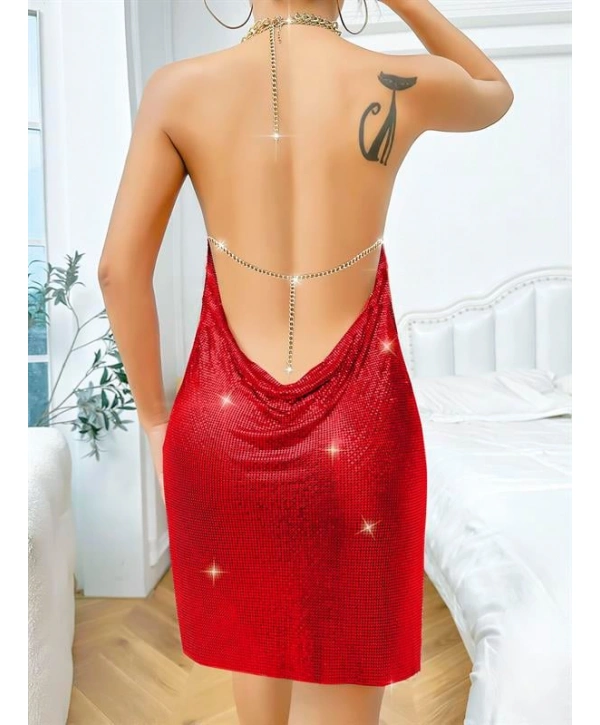Morliva Özel Tasarım Kırmızı Boyundan Bağlamalı Zincir Detaylı Parlak Mini Club Elbisesi