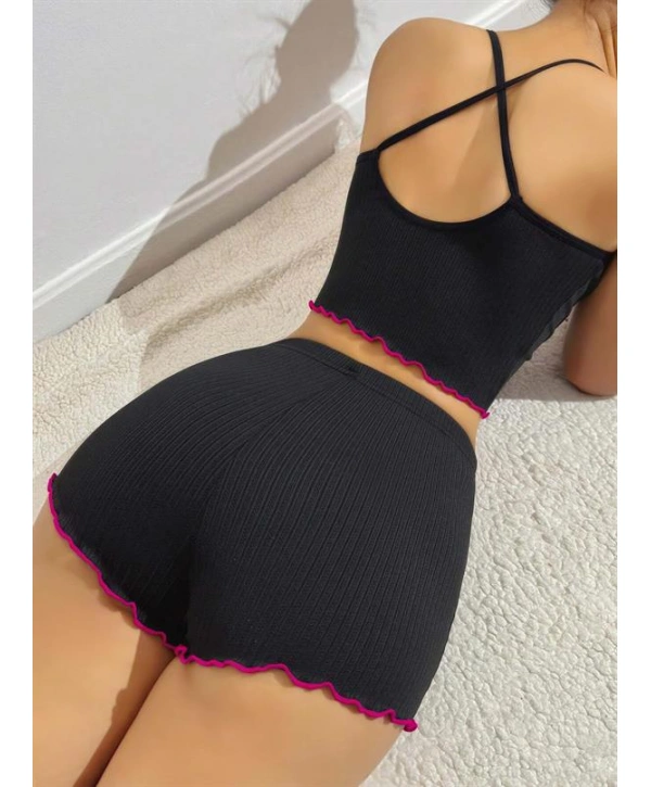 Morliva Pamuklu Siyah Üstüne Pembe Kurdelalı Fitilli Askılı Şortlu Pijama Takımı