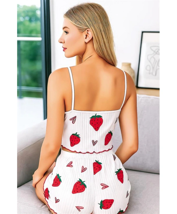 Morliva Penye Kumaş Çilek Desen Beyaz Şortlu Takım