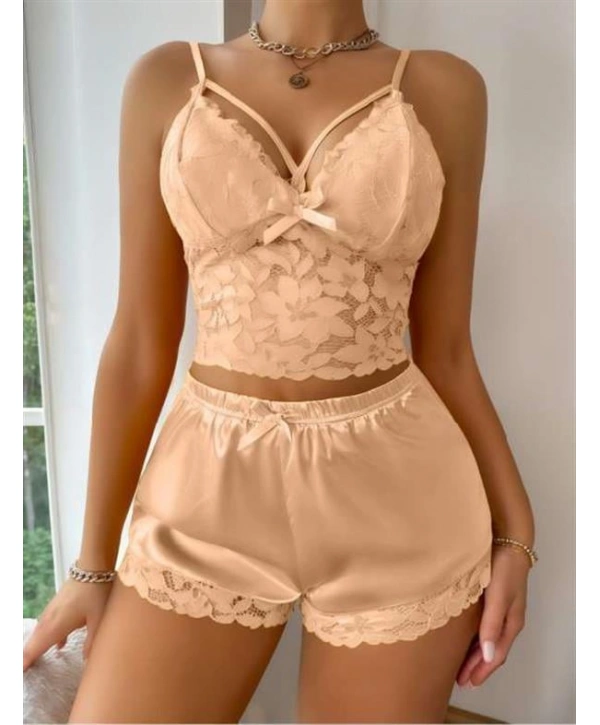 Morliva Sarı Dantelli Büstiyer İnce Askılı Saten Şortlu Takım