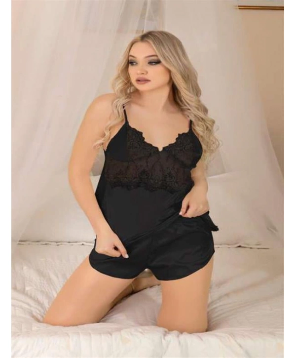 Morliva Siyah Dantel İşlemeli İnce Askılı Saten Şortlu Takım