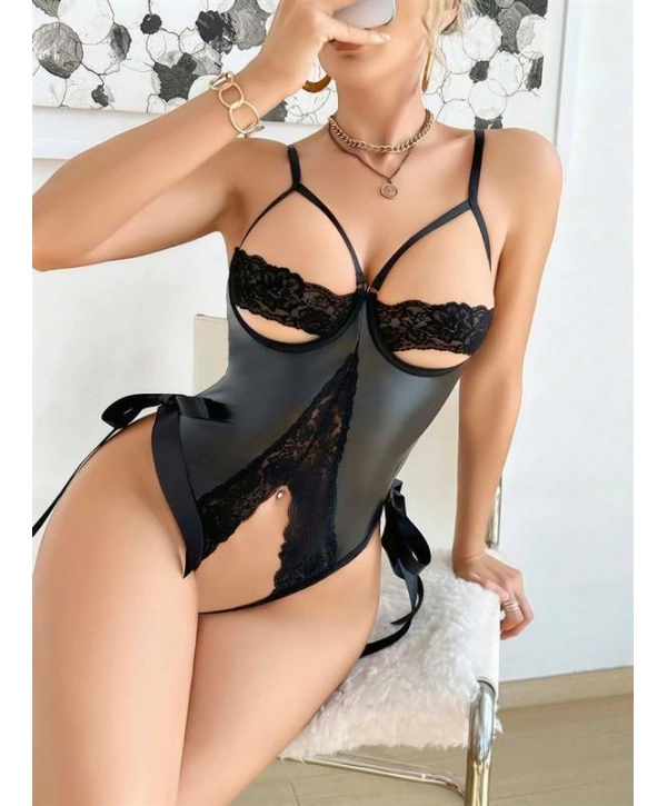 Morliva  Siyah Dantel İşlemeli Özel Bölgesi Açık Fantezi Deri Body