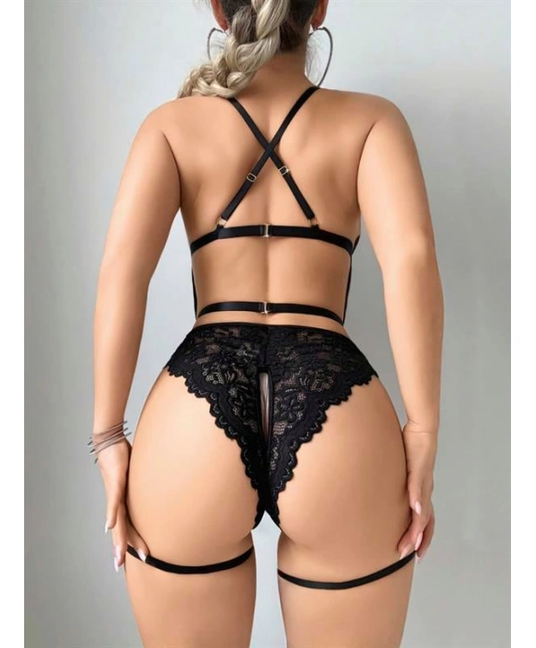 Morliva Siyah Özel Bölgesi Açık Dantel İşlemeli Jartiyer Görünümlü Fantezi Body