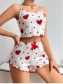 Morliva Pamuklu Beyaz Üstüne Kırmızı Kalp Desenli Askılı Şortlu Pijama Takımı