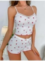 Morliva  Beyaz Çilek Desenli Askılı Şortlu Pijama Takımı