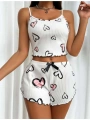 Morliva Beyaz Üstüne Kalp Desenli Askılı Şortlu Pijama Takımı