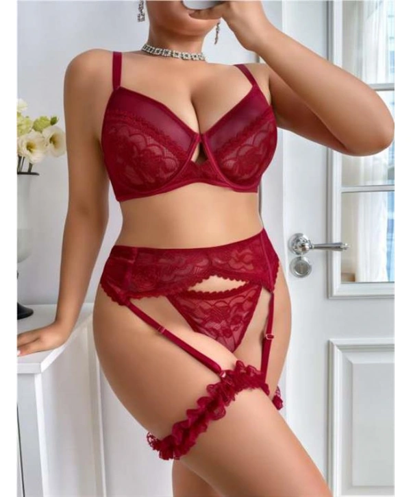 Morliva  Büyük Beden Bordo Dantel İşlemeli Sütyenli Fantezi Jartiyer Takımı