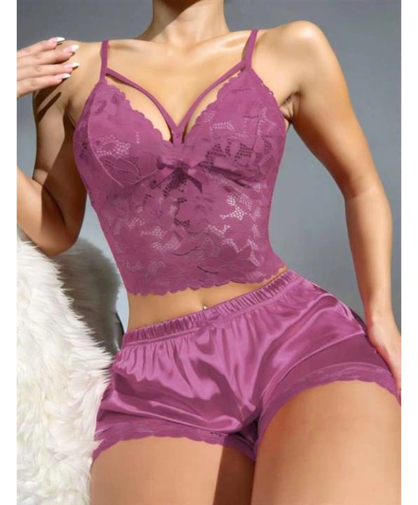 Dantelli Büstiyer İnce Askılı Lila Saten Şortlu Takım