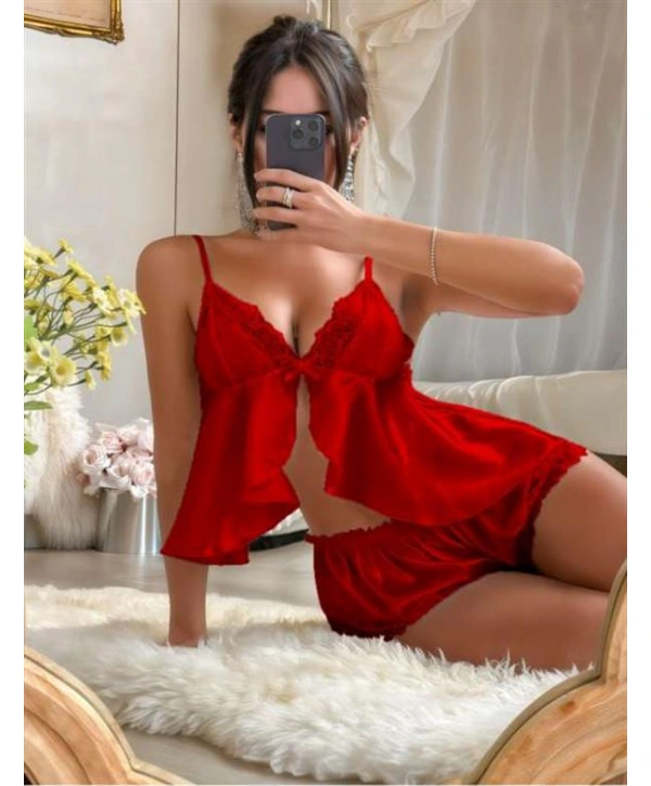 Morliva Kırmızı Dantel İşlemeli İnce Askılı Saten Şortlu Takım