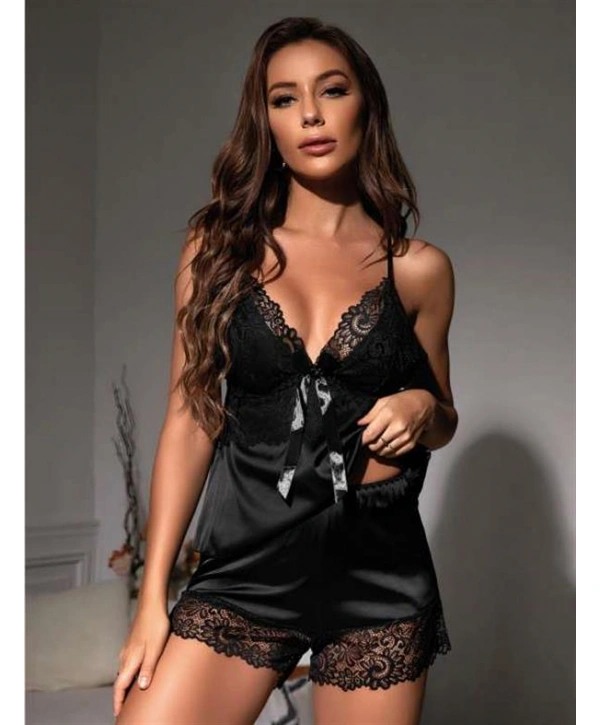 Arias Closet Siyah Dantel İşlemeli Kurdelalı İnce Askılı Saten Şortlu Takım