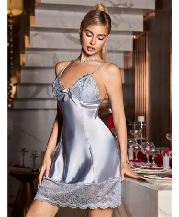 Vizon Dantel Detaylı İnce Askılı Saten Kısa Fantezi Gecelik