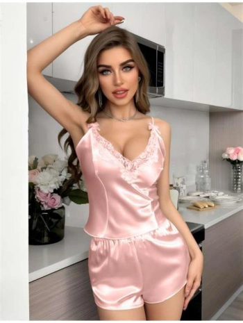 Morliva Pembe Dantel İşlemeli İnce Askılı Saten Şortlu Takım