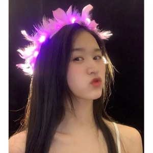 Led Işıklı RGB 3 Fonksiyonlu Otrişli Parti Tacı Pembe Renk