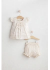 Kız Bebek Flowery 2’li Takım Bej Renk - Çiçek Desenli Fırfırlı Bluz ve Dantelli Şort (6-36 Ay)