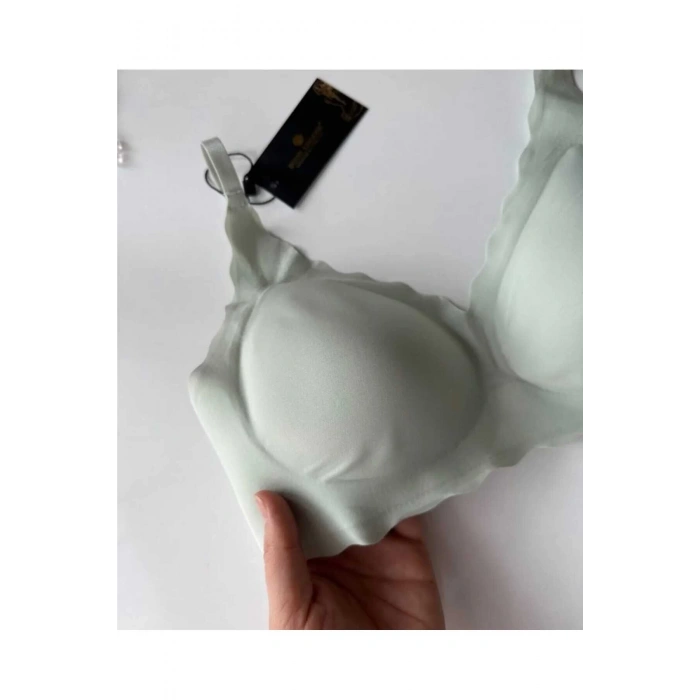 Lazer Kesim Dikişsiz Çıkarılabilir Pedli Görünmez Hiç Yok Sütyen Mint