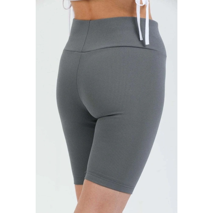 Kadın Gri Fitilli Yüksek Bel Toparlayıcı Push Up Kısa Şort Örme Spor Tayt