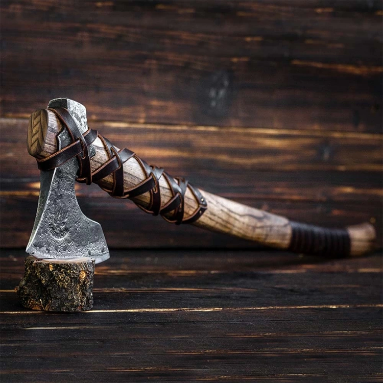 Viking Savaş Baltası