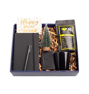 Erkeğe Yeniyıl Hediye Kutusu