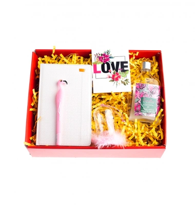 Pembe Aşkı Hediye Kutusu