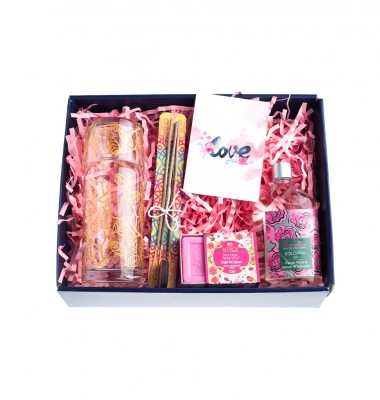 Pembe Kokular Hediye Kutusu
