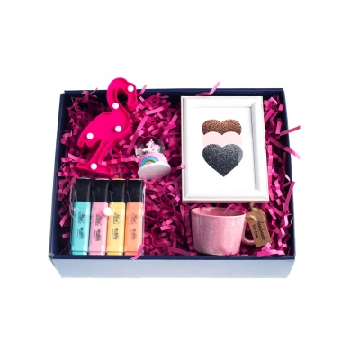 Pembe Flamingo Hediye Kutusu