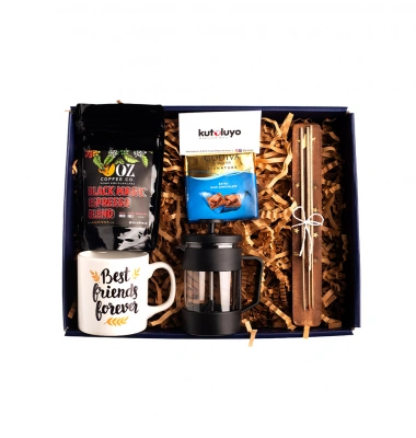 Arkadaşa Şık Hediye Kutusu