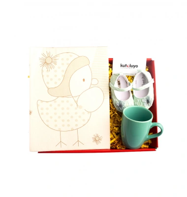 Tatlı Yeşil Hediye Kutusu