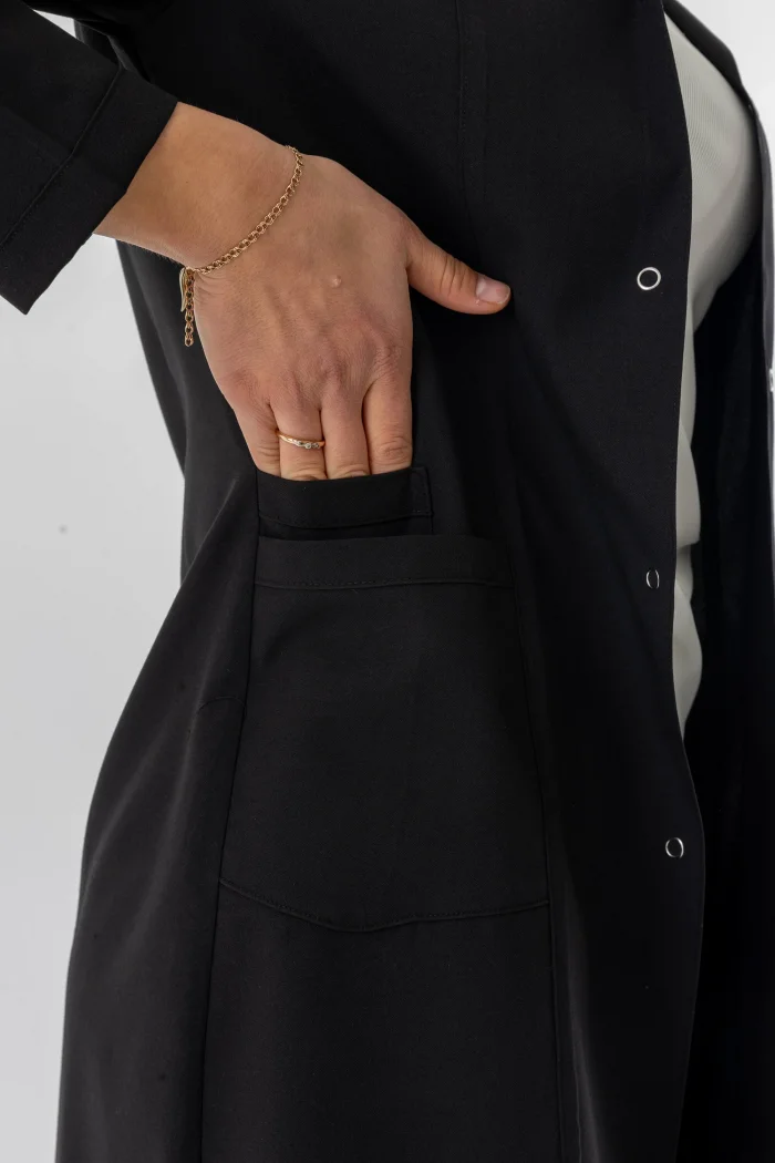 Spor Yaka Uzun Kol Kadın Personel Önlüğü Alpaka Kumaş Siyah (RNK102)