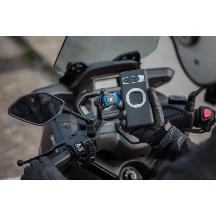 QUADLOCK USB HAVA KOŞULLARINA DAYANIKLI KABLOSUZ ŞARJ BAŞLIĞI