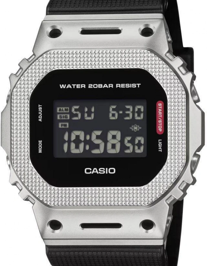 Casio G-Shock G-Steel GM-5600M-1DR Kol Saati