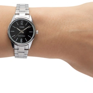 Casio LTP-V005D-1BUDF Kadın Kol Saati