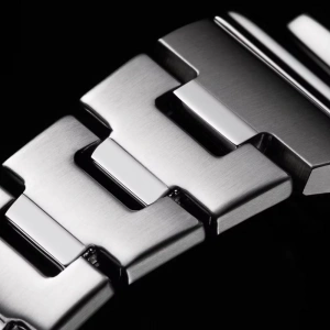 Casio G-SHOCK G-Steel GM-2110D-3A1DR Kol Saati