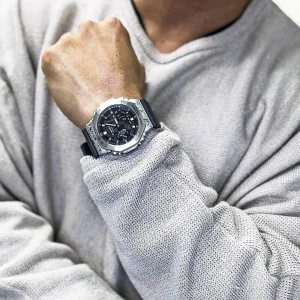 Casio G-Shock GM-2100GC-1ADR Erkek Kol Saati