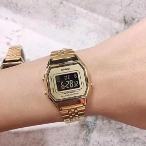 Casio LA680WGA-9BDF Retro Kol Saati