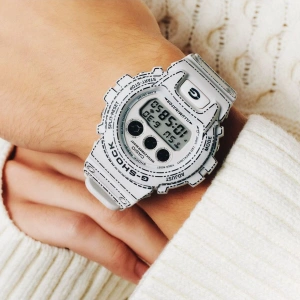 Casio G-Shock Iconic DW-6900RGM-5DR Erkek Kol Saati